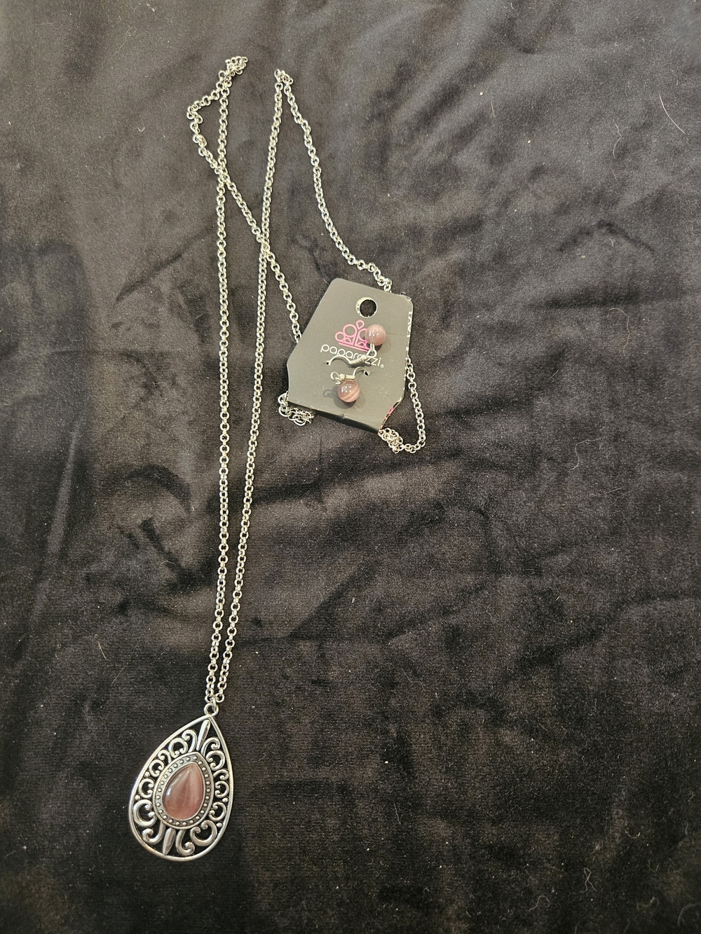 paparazzi Silver Teardrop Necklace with Pink Stone